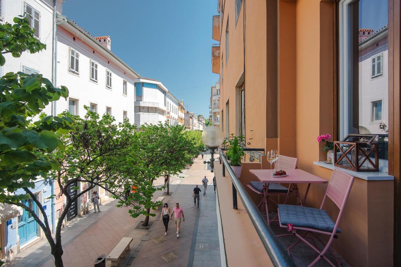 E&F Luxury Apartments Pula Ngoại thất bức ảnh